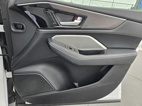 Used 2022 Acura MDX SH-AWD w/ Advance Package image 33