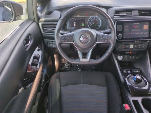 Certified 2022 Nissan Leaf SV image 15
