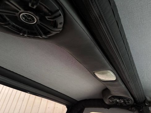 Used 1998 Jeep Wrangler SE image 45