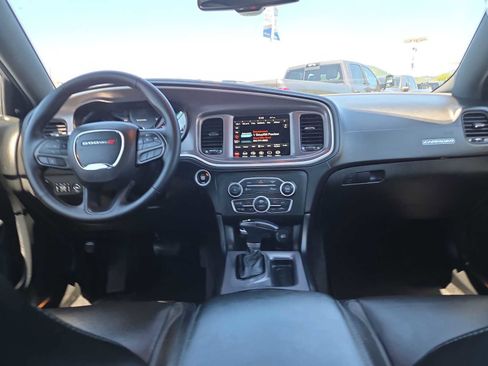Used 2022 Dodge Charger SXT w/ Plus Group RWD image 18