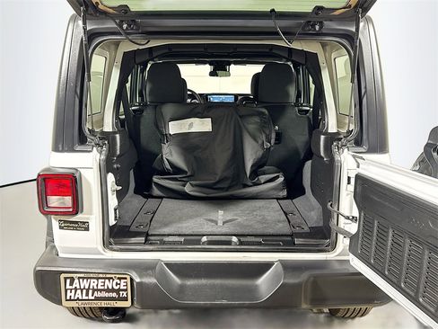 Used 2024 Jeep Wrangler Sport S image 22