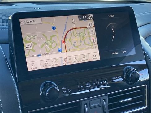 Used 2024 INFINITI QX80 Premium Select w/ Cargo Package image 28