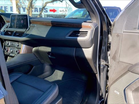 Used 2021 Chevrolet Tahoe High Country image 18