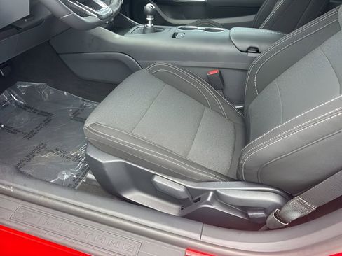 Used 2024 Ford Mustang GT RWD image 10