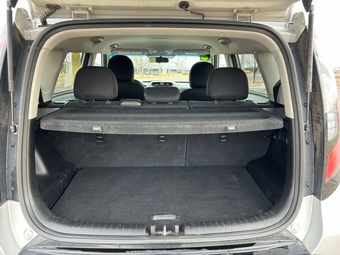Used 2016 Kia Soul + image 27