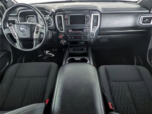 Used 2019 Nissan Titan SV w/ SV Convenience Package image 28
