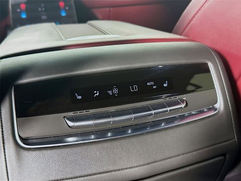 Used 2025 Cadillac Escalade Sport w/ Touring Package AWD/4WD image 21