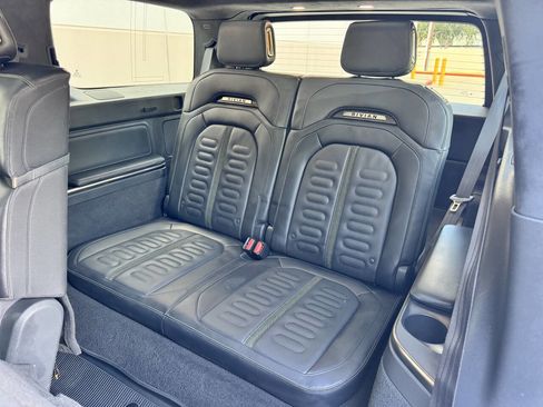 Used 2022 Rivian R1S Launch Edition image 17