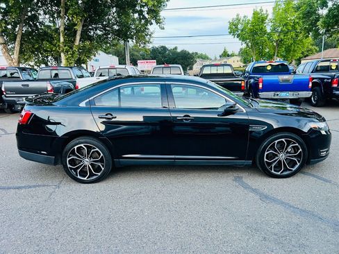 Used 2016 Ford Taurus SHO w/ Equipment Group 401A AWD/4WD image 6