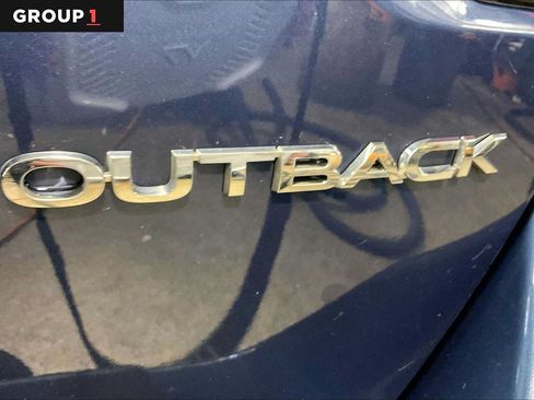 Used 2021 Subaru Outback AWD/4WD image 10