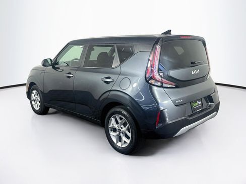 Used 2025 Kia Soul LX w/ LX Technology Package FWD image 5