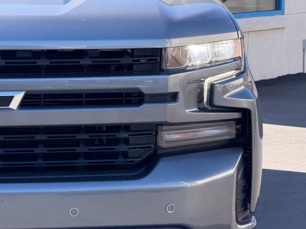 Used 2020 Chevrolet Silverado 1500 RST AWD/4WD image 2