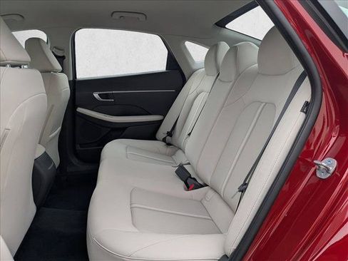 New 2025 Hyundai Sonata SE FWD image 16
