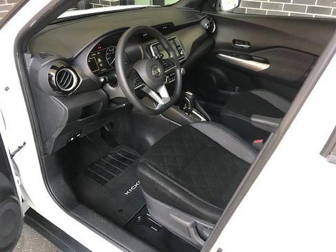 Used 2020 Nissan Kicks SV FWD image 5