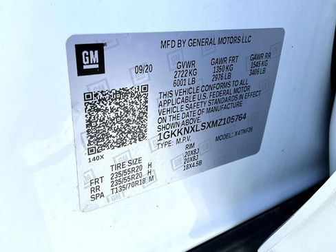 Used 2021 GMC Acadia Denali w/ Denali Ultimate Package AWD/4WD image 27