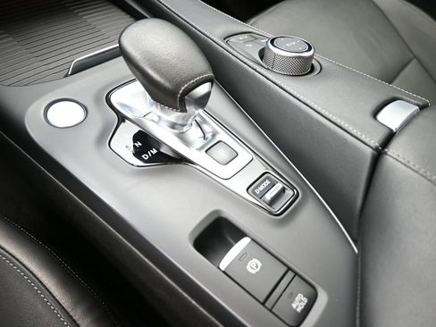 Used 2022 INFINITI QX50 Luxe image 17