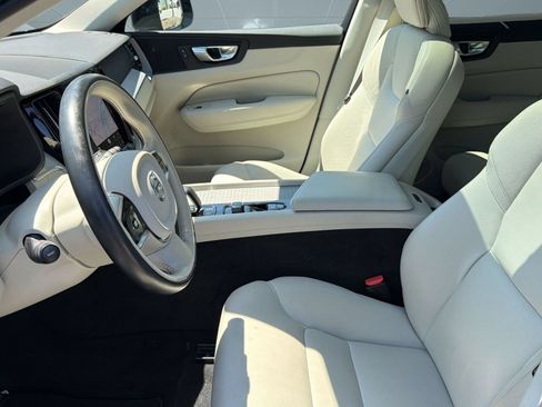 Used 2024 Volvo XC60 B5 Plus w/ Protection Package Premier AWD/4WD image 5