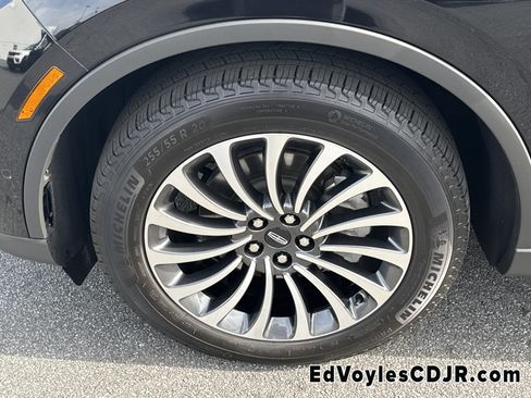 Used 2023 Lincoln Aviator Reserve w/ Equipment Group 201A image 13