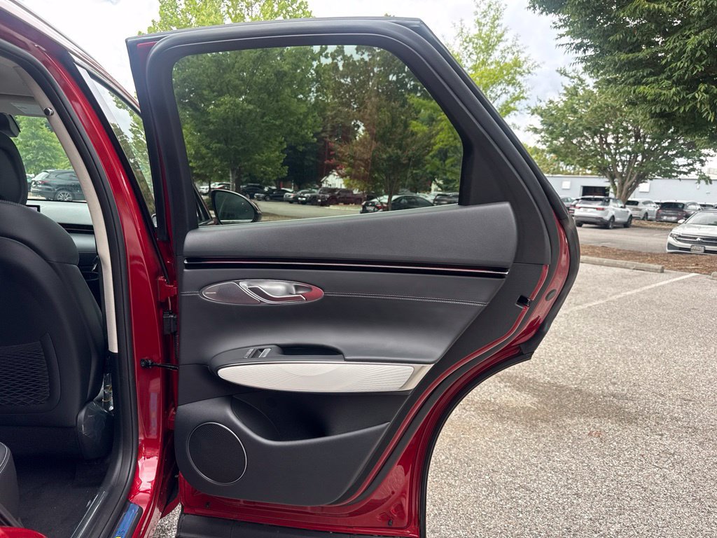 New 2026 Genesis GV70 2.5T Advanced AWD/4WD image 29