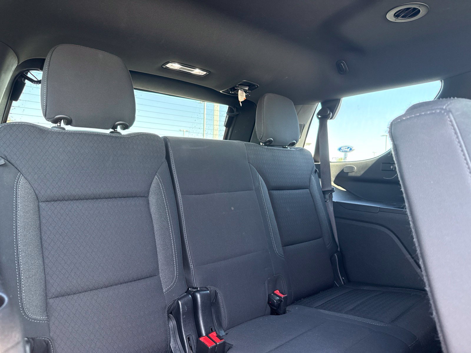 Used 2022 GMC Yukon SLE w/ Gmc Pro Safety Plus Package AWD/4WD image 18