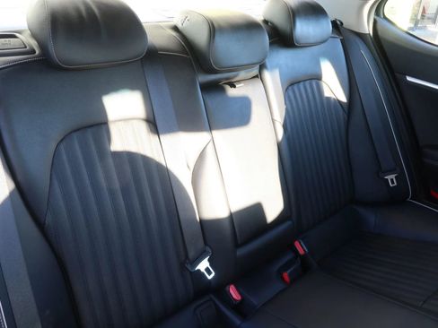 Used 2021 Genesis G70 3.3T image 24