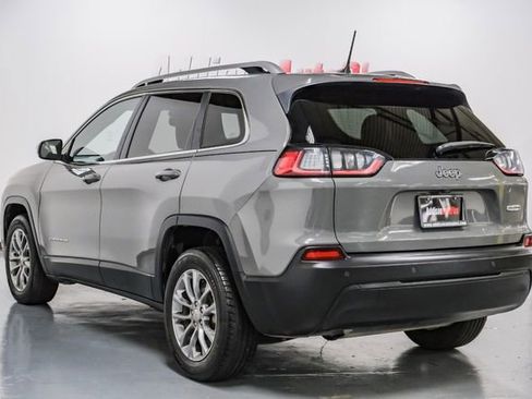 Used 2020 Jeep Cherokee Latitude Plus w/ Comfort/Convenience Group image 12