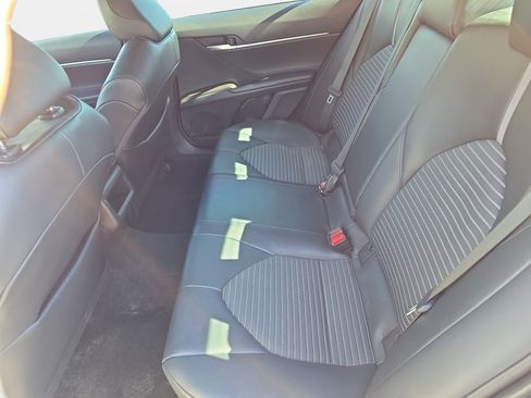 Used 2023 Toyota Camry SE image 13
