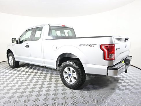 Used 2017 Ford F150 XL w/ Equipment Group 101A Mid AWD/4WD image 4