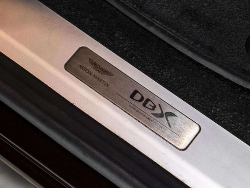 Used 2022 Aston Martin DBX AWD/4WD image 29