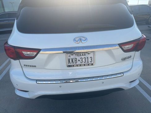 Used 2018 INFINITI QX60 FWD w/ Deluxe Technology Package image 10