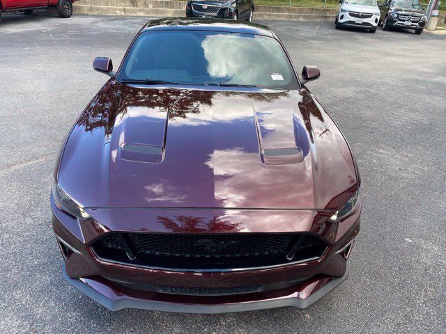 Used 2018 Ford Mustang GT Premium w/ Black Accent Package RWD image 9