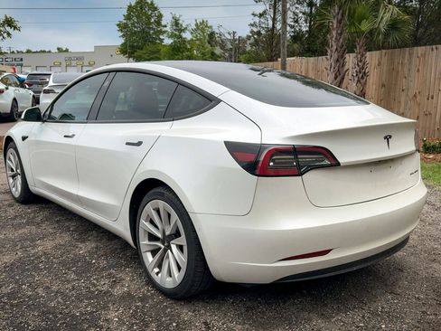 Used 2022 Tesla Model 3 Long Range AWD/4WD image 7