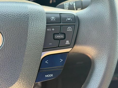 Used 2025 Toyota Camry LE FWD image 27