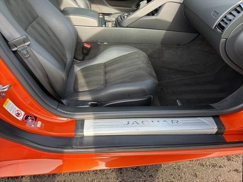 Used 2016 Jaguar F-TYPE Base image 23