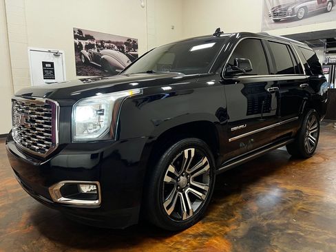 Used 2018 GMC Yukon Denali w/ Denali Ultimate Package AWD/4WD image 5