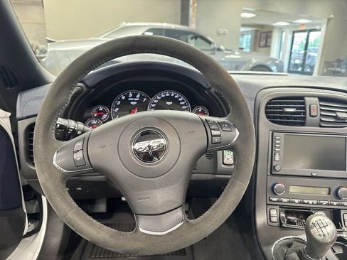 Used 2013 Chevrolet Corvette 427 w/ 1SC Preferred Equipment Group RWD image 25