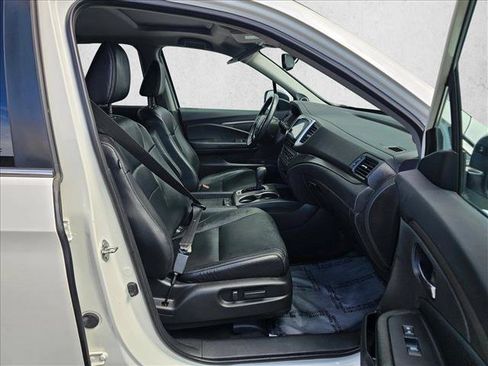Used 2018 Honda Pilot EX-L image 10