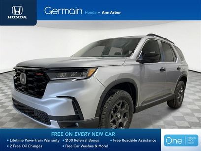 New 2025 Honda Pilot TrailSport