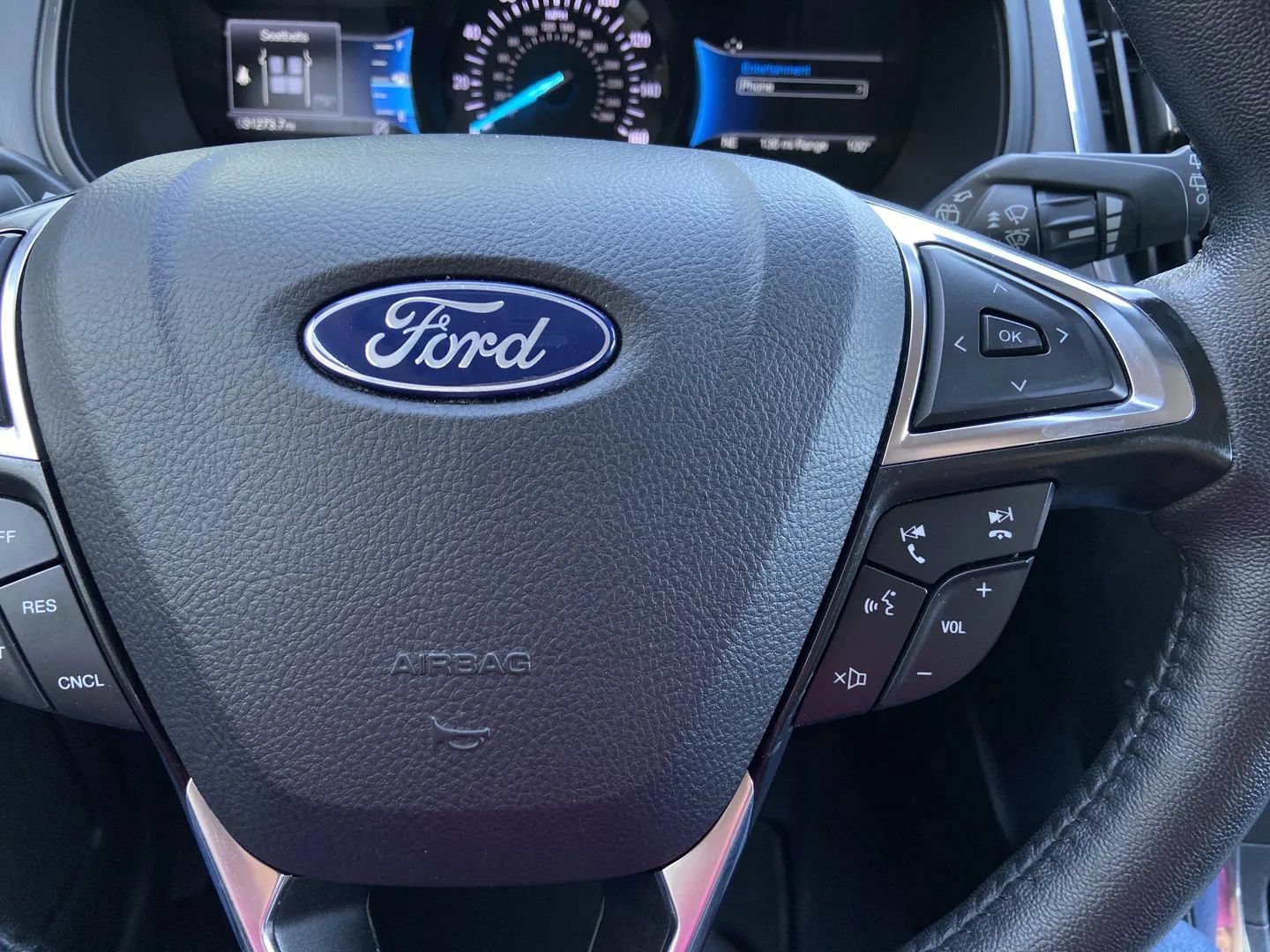 Used 2024 Ford Edge Titanium AWD/4WD image 16