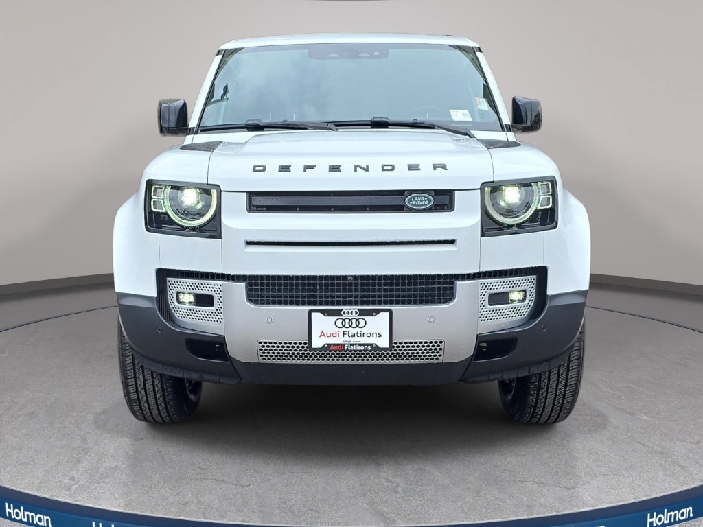 Used 2024 Land Rover Defender 110 S AWD/4WD image 3