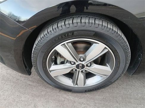 Used 2018 Kia Forte S image 10