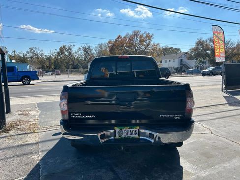 Used 2015 Toyota Tacoma PreRunner w/ TRD Off-Road Package RWD image 4