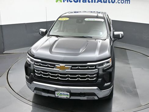 Used 2024 Chevrolet Silverado 1500 LTZ w/ LTZ Convenience Package II image 27