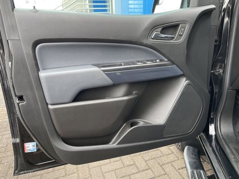 Used 2022 Chevrolet Colorado Z71 w/ Safety Package image 15