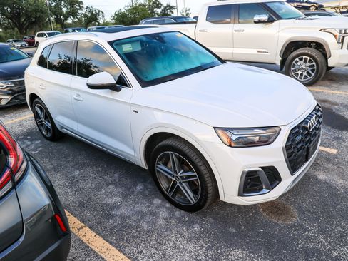 Used 2021 Audi Q5 e Premium w/ Convenience Package AWD/4WD image 7