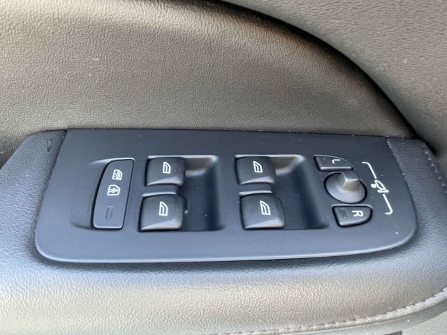 Used 2024 Volvo S60 T8 Plus w/ Climate Package AWD/4WD image 25