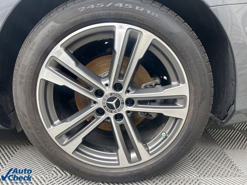 Used 2021 Mercedes-Benz E 350 Sedan image 9