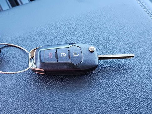 New 2025 Ford F150 XLT w/ Equipment Group 301A Standard image 24