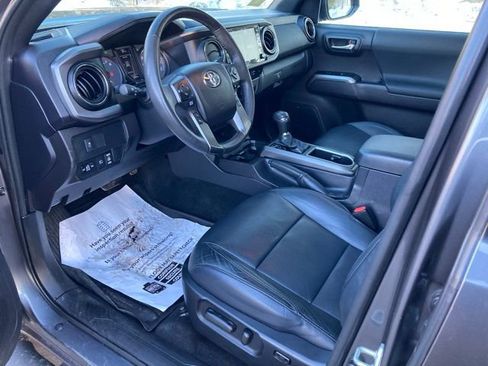 Certified 2021 Toyota Tacoma TRD Off-Road w/ TRD Premium Off Road Package image 15