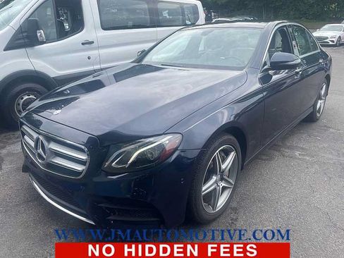 Used 2017 Mercedes-Benz E 300 4MATIC image 1